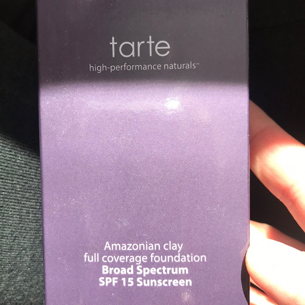 Tarte Amazonian clay foundation in Ivory